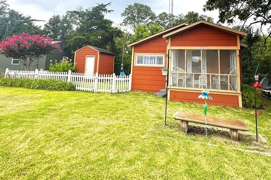 Property photo for 1926 Private Road 3344, Greenville, TX