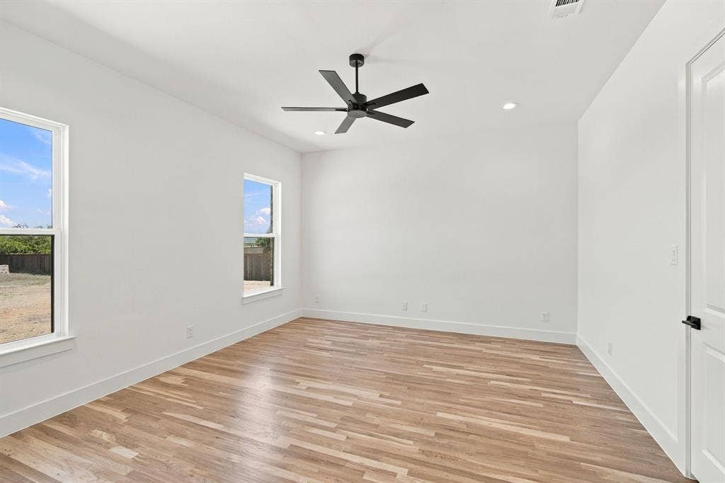 6450 McChesney Drive, Midlothian, TX 76065 6450 McChesney Drive, Midlothian, TX 76065