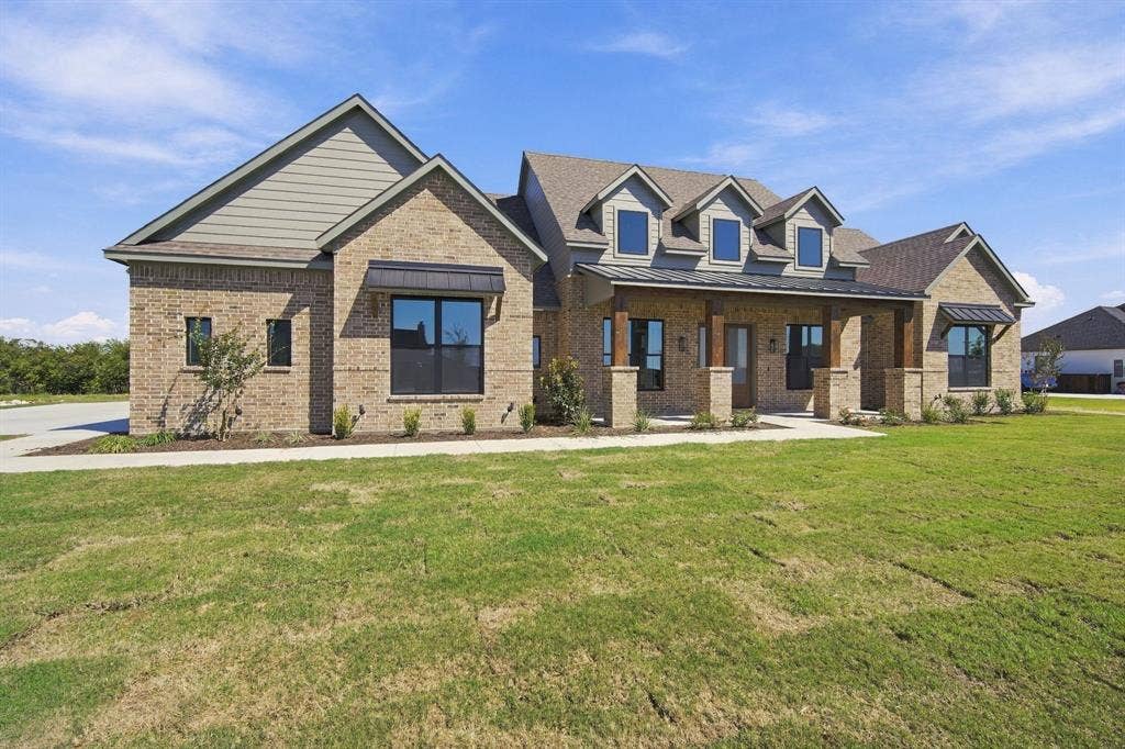 6450 McChesney Drive, Midlothian, TX 76065 6450 McChesney Drive, Midlothian, TX 76065