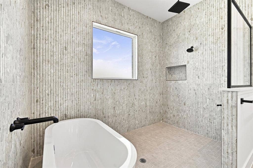 6450 McChesney Drive, Midlothian, TX 76065 6450 McChesney Drive, Midlothian, TX 76065