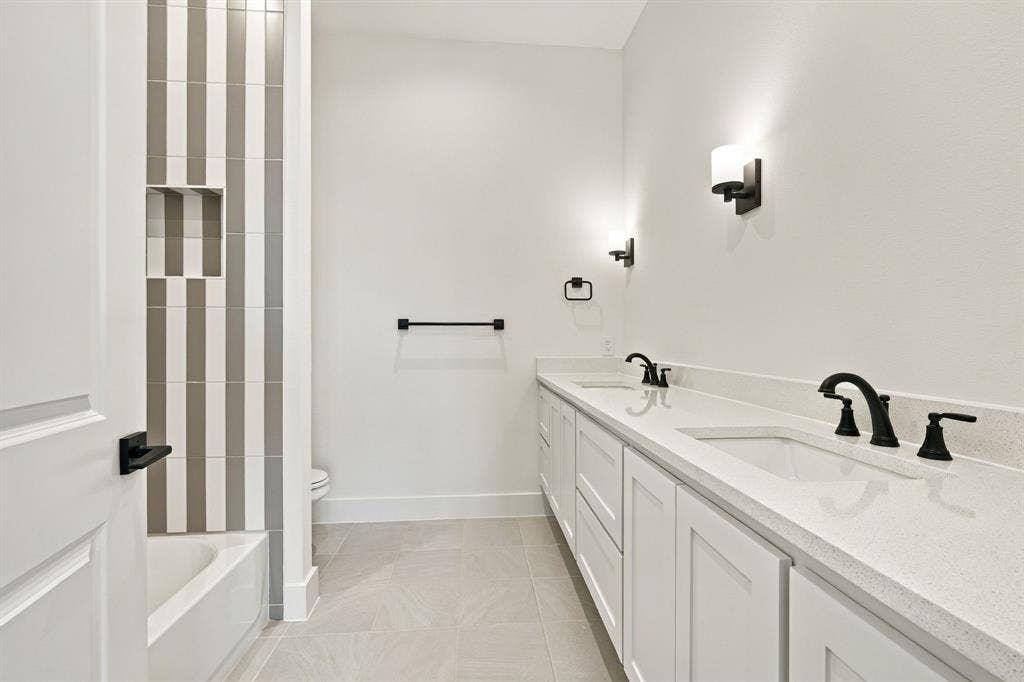 6450 McChesney Drive, Midlothian, TX 76065 6450 McChesney Drive, Midlothian, TX 76065