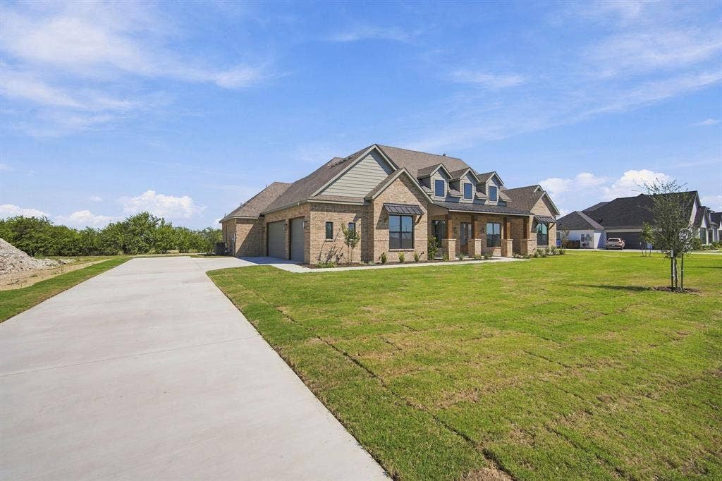 6450 McChesney Drive, Midlothian, TX 76065 6450 McChesney Drive, Midlothian, TX 76065