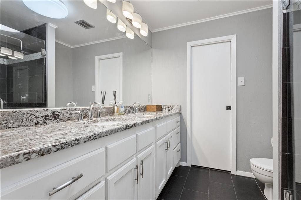 2649 Woodmont Circle, Waco, TX 76710 2649 Woodmont Circle, Waco, TX 76710