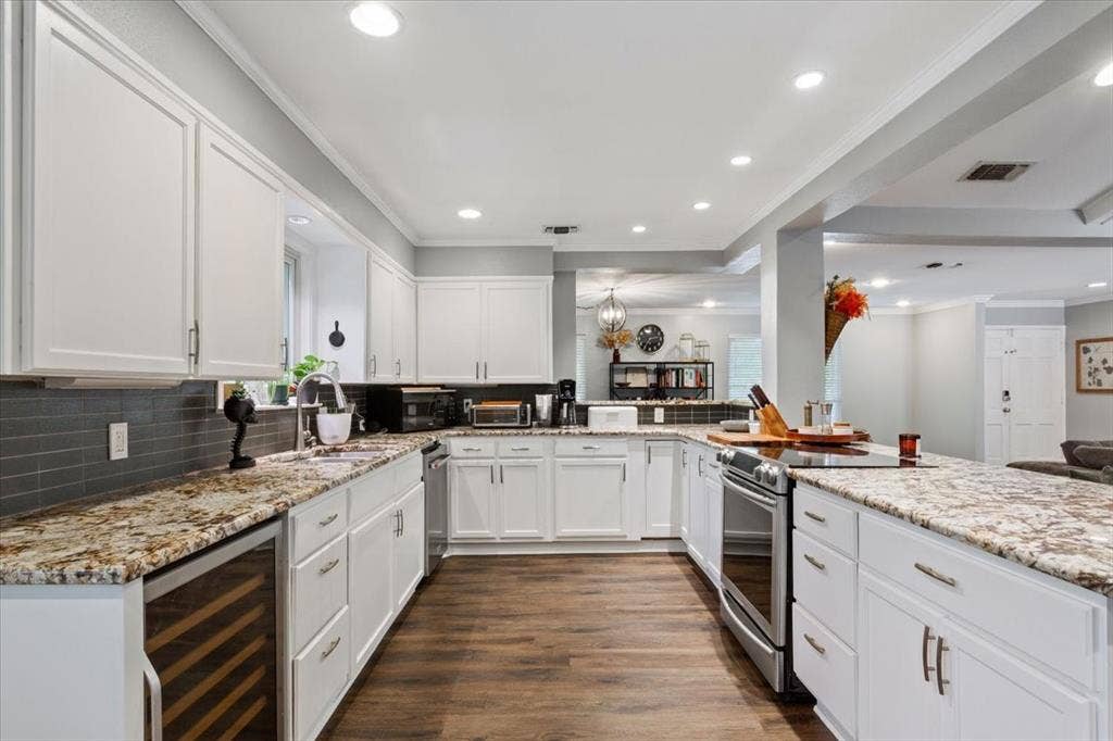 2649 Woodmont Circle, Waco, TX 76710 2649 Woodmont Circle, Waco, TX 76710