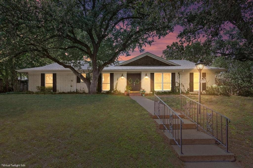 2649 Woodmont Circle, Waco, TX 76710 2649 Woodmont Circle, Waco, TX 76710