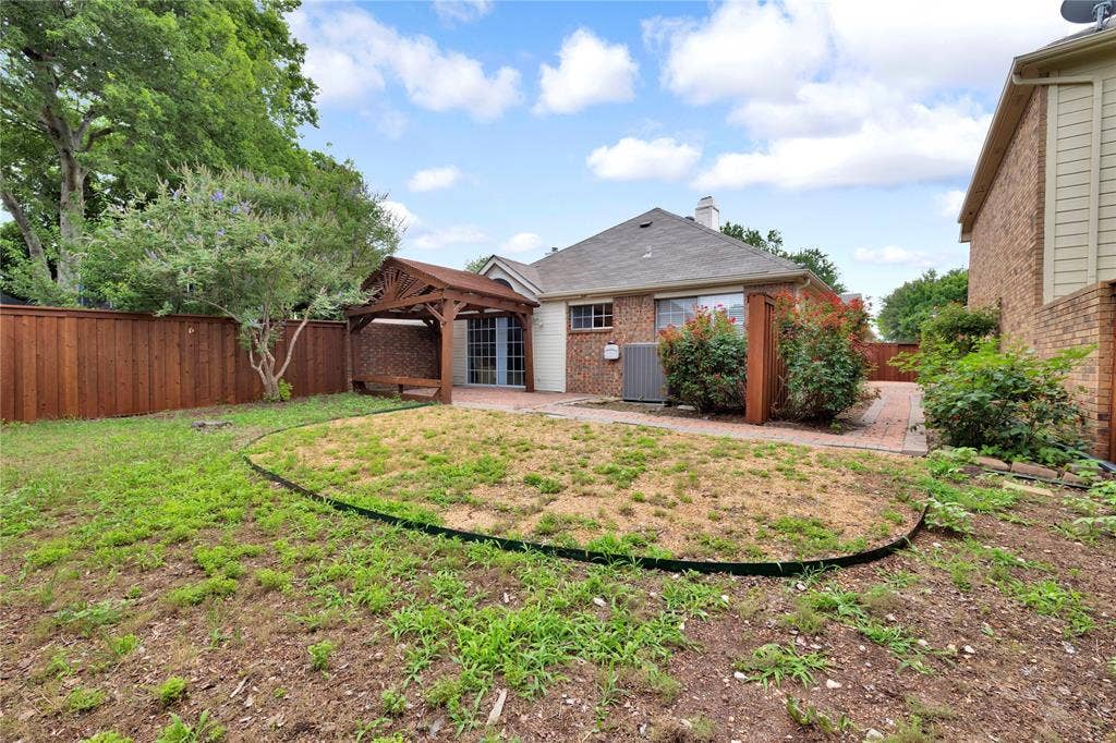 3116 Silver Springs Lane, Richardson, TX 75082