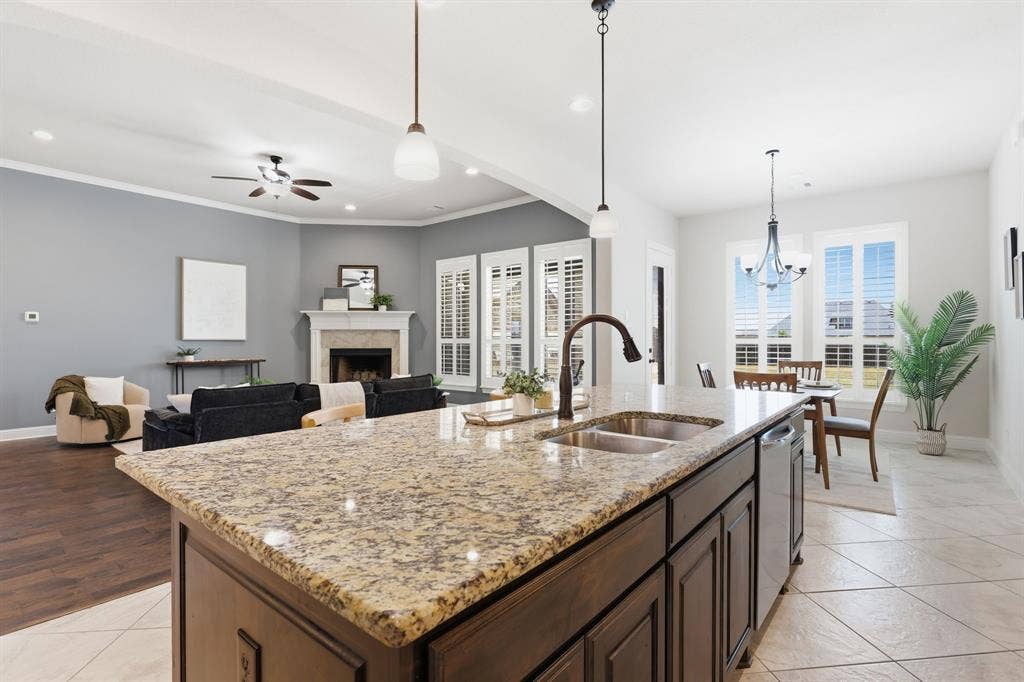 8260 Faithful Drive, Waxahachie, TX 75167 8260 Faithful Drive, Waxahachie, TX 75167