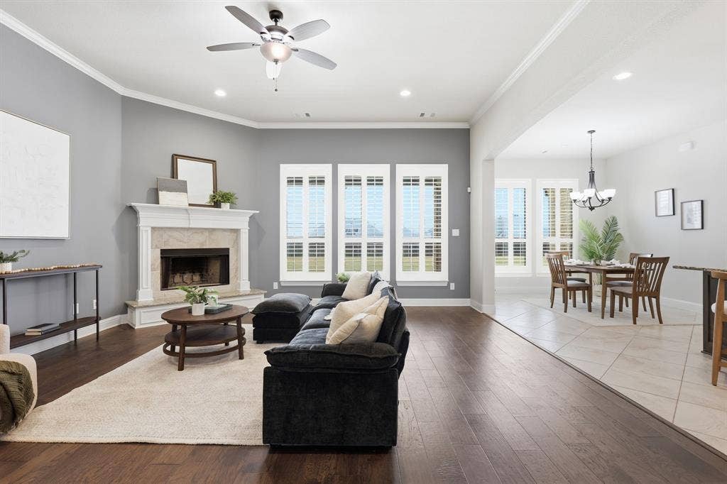 8260 Faithful Drive, Waxahachie, TX 75167 8260 Faithful Drive, Waxahachie, TX 75167