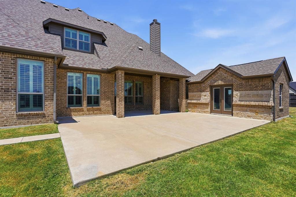 8260 Faithful Drive, Waxahachie, TX 75167 8260 Faithful Drive, Waxahachie, TX 75167