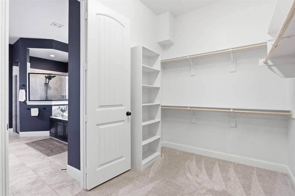 8260 Faithful Drive, Waxahachie, TX 75167 master closet