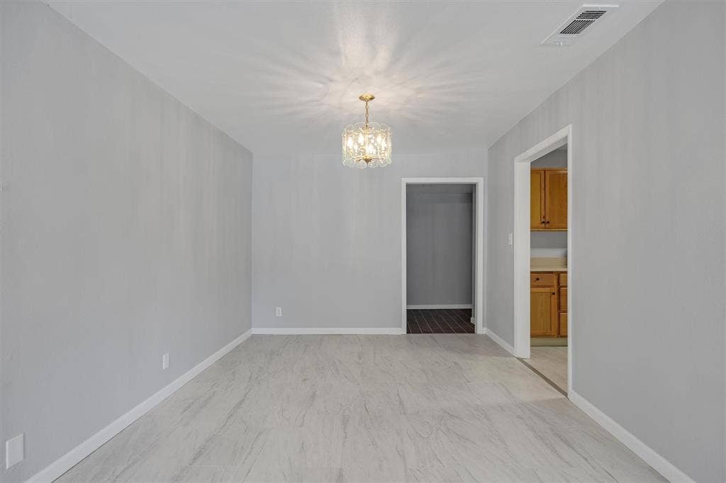 2647 Province Lane, Dallas, TX 75228 2647 Province Lane, Dallas, TX 75228