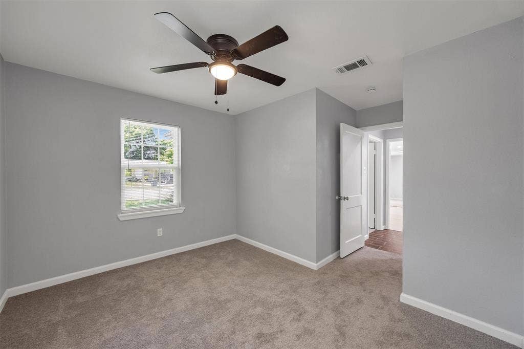 2647 Province Lane, Dallas, TX 75228 2647 Province Lane, Dallas, TX 75228