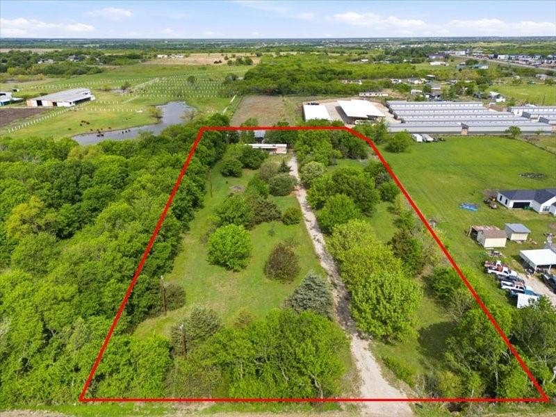 Property photo for 15137 County Road 234 Road, Terrell, TX