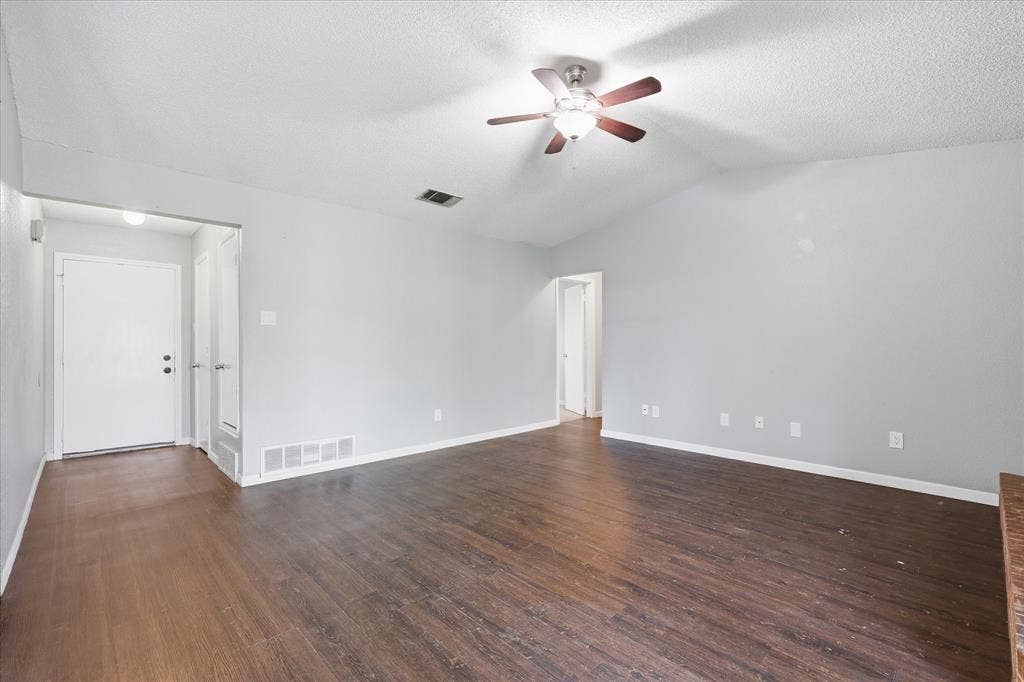 6505 Hughes Drive, Watauga, TX 76148 6505 Hughes Drive, Watauga, TX 76148