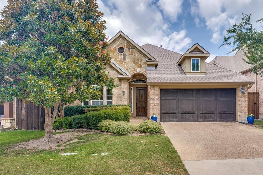 Property photo for 10715 Dixon Branch Drive, Dallas, TX