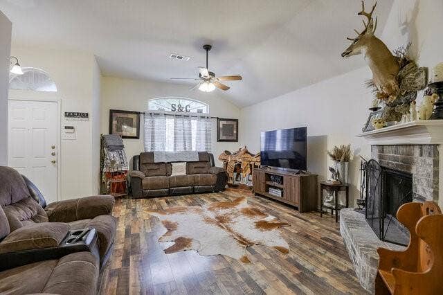 1230 Misty Drive, Midlothian, TX 76065 1230 Misty Drive, Midlothian, TX 76065