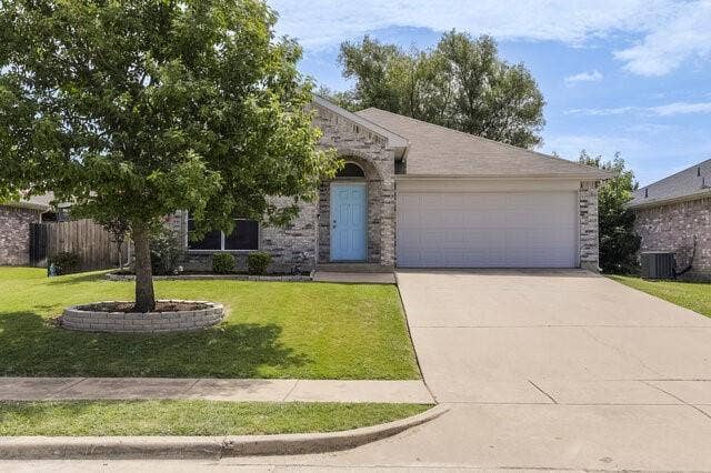 1230 Misty Drive, Midlothian, TX 76065 1230 Misty Drive, Midlothian, TX 76065