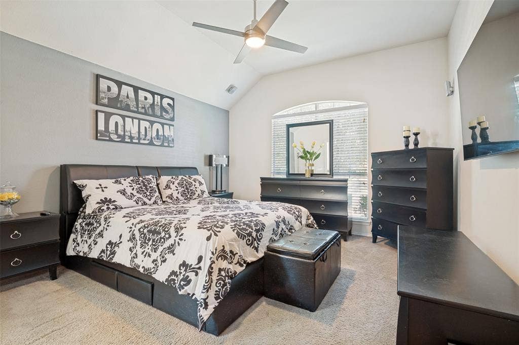 437 Castle Street, DeSoto, TX 75115 437 Castle Street, DeSoto, TX 75115