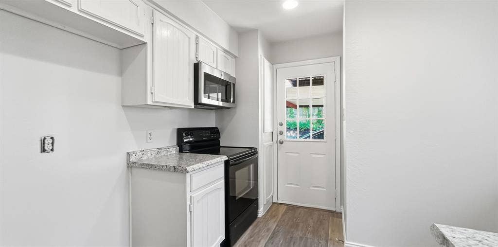 2904 Kathleen Lane, Euless, TX 76039 2904 Kathleen Lane, Euless, TX 76039