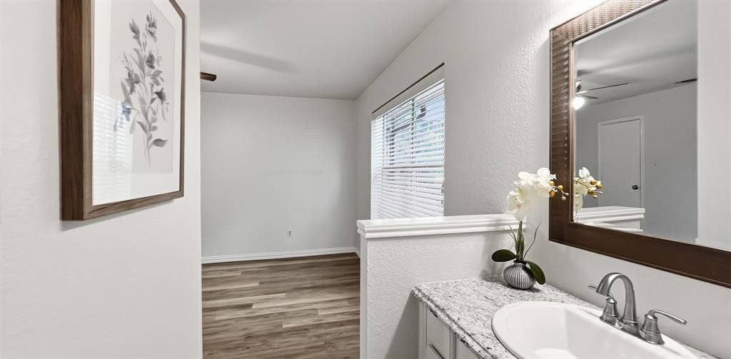 2904 Kathleen Lane, Euless, TX 76039 2904 Kathleen Lane, Euless, TX 76039