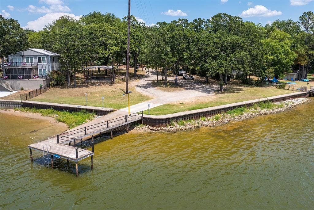 136 Anderson Lane, Mabank, TX 75156 136 Anderson Lane, Mabank, TX 75156