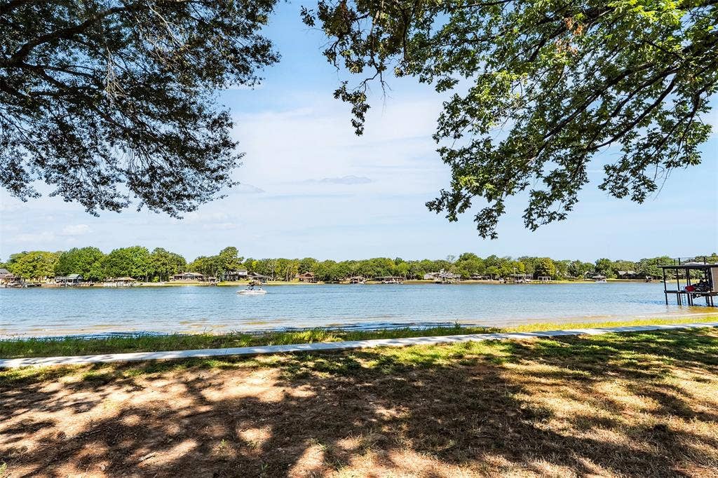 136 Anderson Lane, Mabank, TX 75156 136 Anderson Lane, Mabank, TX 75156
