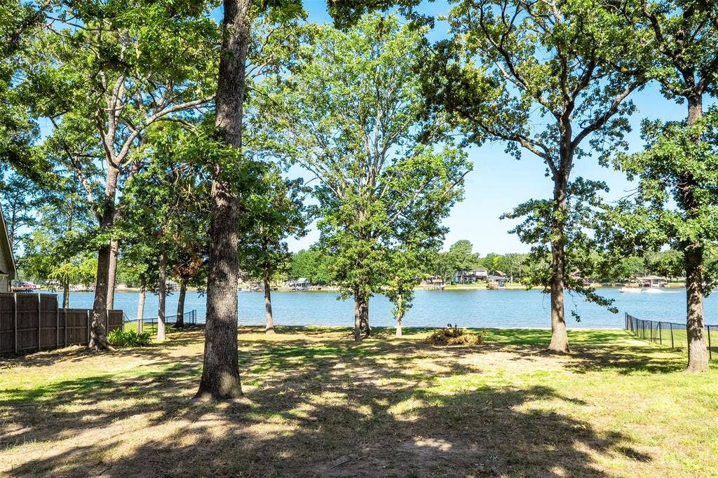136 Anderson Lane, Mabank, TX 75156 136 Anderson Lane, Mabank, TX 75156