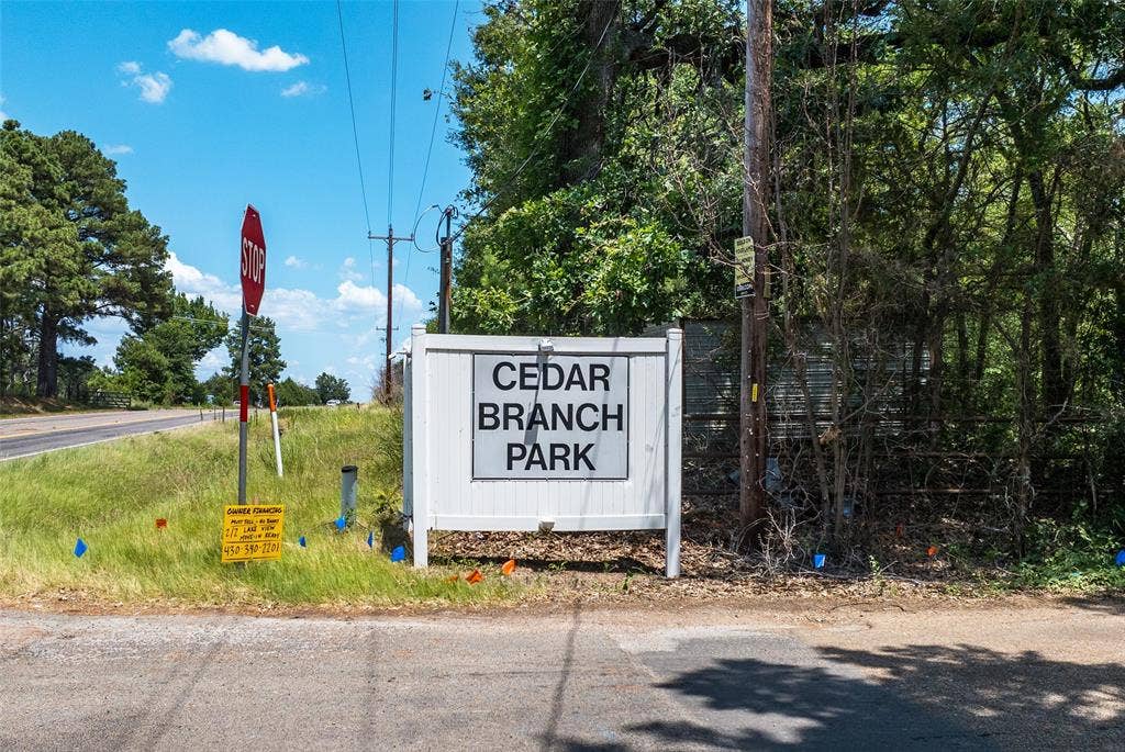 136 Anderson Lane, Mabank, TX 75156 136 Anderson Lane, Mabank, TX 75156