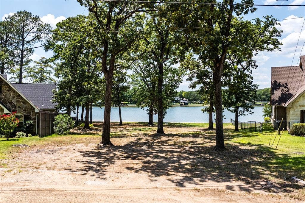 136 Anderson Lane, Mabank, TX 75156 136 Anderson Lane, Mabank, TX 75156