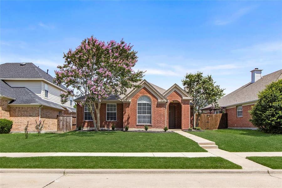 Property photo for 9724 Preston Vineyard Drive, Frisco, TX
