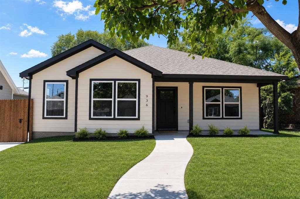 936 E Annie Street, Fort Worth, TX 76104 936 E Annie Street, Fort Worth, TX 76104