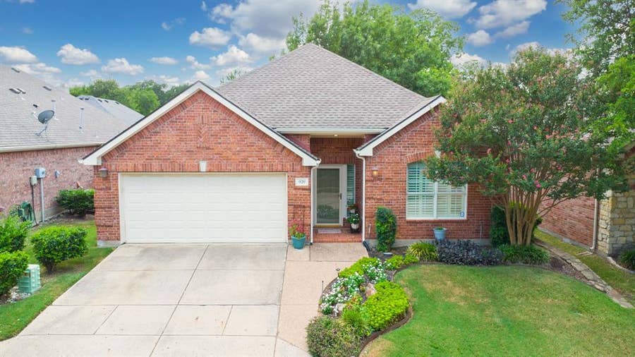 Property photo for 920 Cascade Drive, Fairview, TX