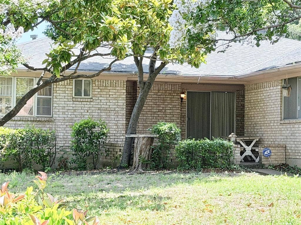 3811 Laurel Canyon Drive, Dallas, TX 75233 3811 Laurel Canyon Drive, Dallas, TX 75233