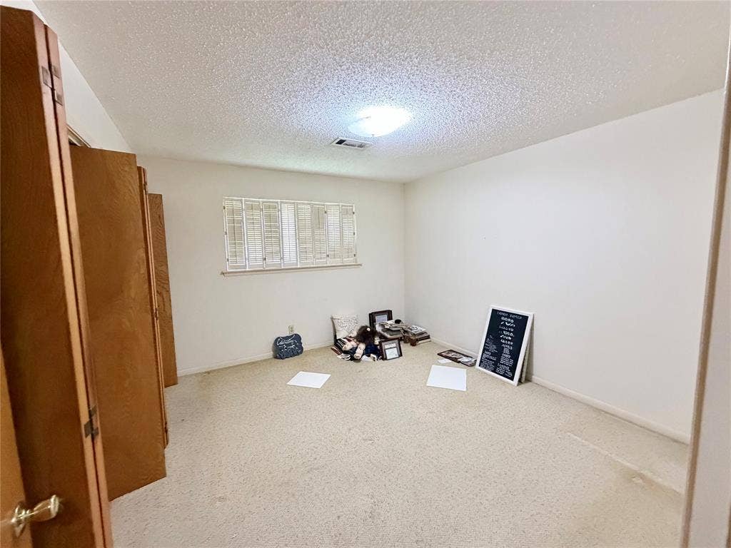 3811 Laurel Canyon Drive, Dallas, TX 75233 3811 Laurel Canyon Drive, Dallas, TX 75233