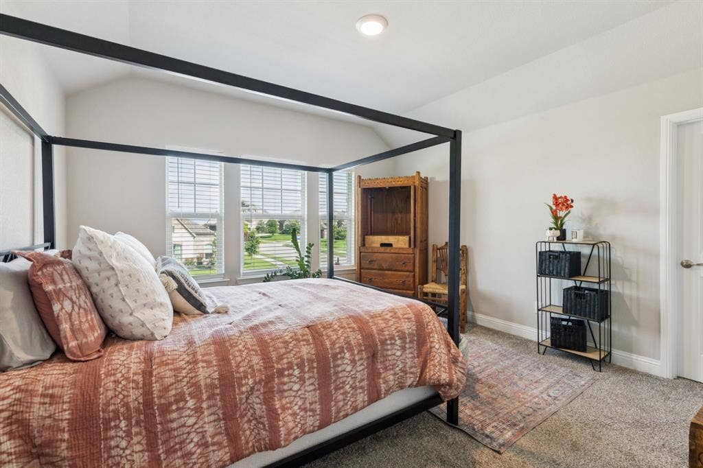 622 Summer Grove Drive, Midlothian, TX 76065 622 Summer Grove Drive, Midlothian, TX 76065
