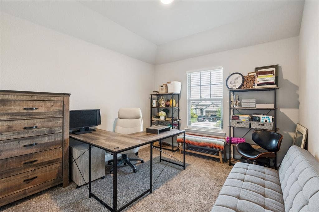 622 Summer Grove Drive, Midlothian, TX 76065 622 Summer Grove Drive, Midlothian, TX 76065