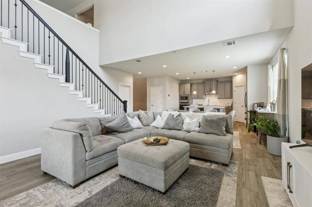 622 Summer Grove Drive, Midlothian, TX 76065 Open Living Floor Plan