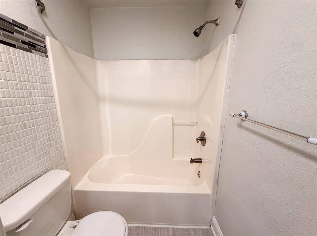 3423 Willow Crest Lane, Dallas, TX 75233 3423 Willow Crest Lane, Dallas, TX 75233