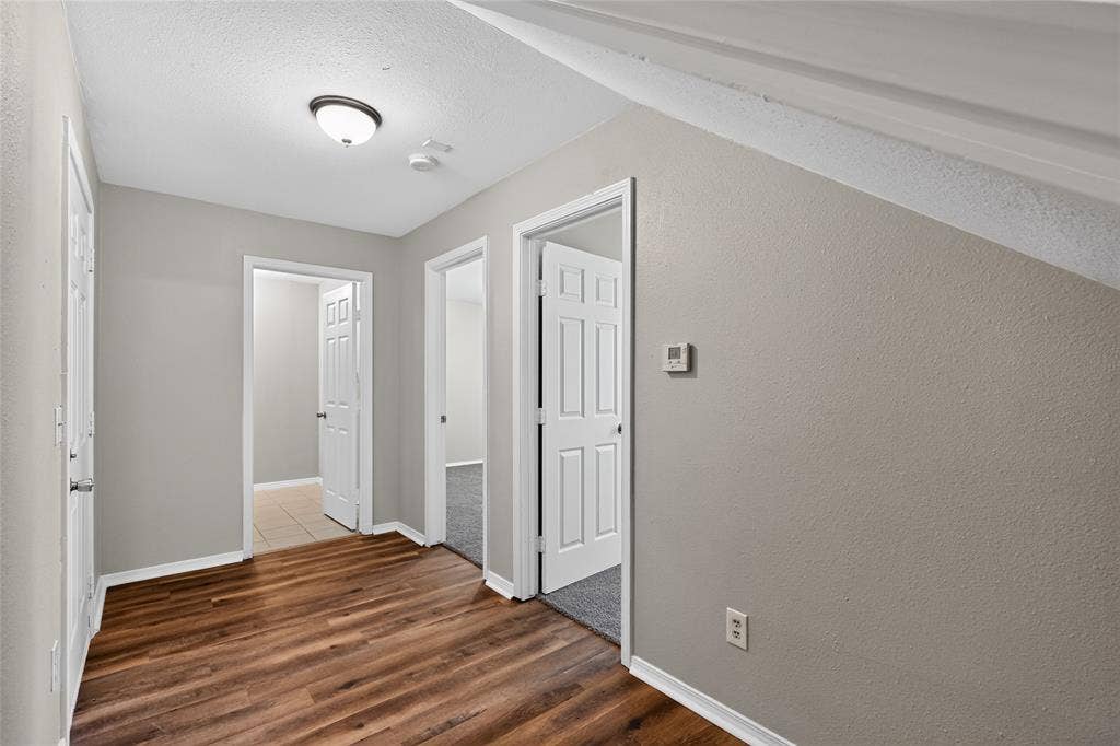 226 Cliff Heights Circle, Dallas, TX 75241 226 Cliff Heights Circle, Dallas, TX 75241