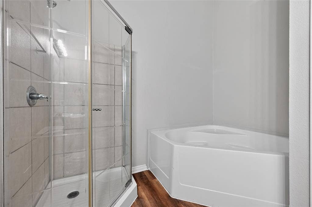 226 Cliff Heights Circle, Dallas, TX 75241 226 Cliff Heights Circle, Dallas, TX 75241