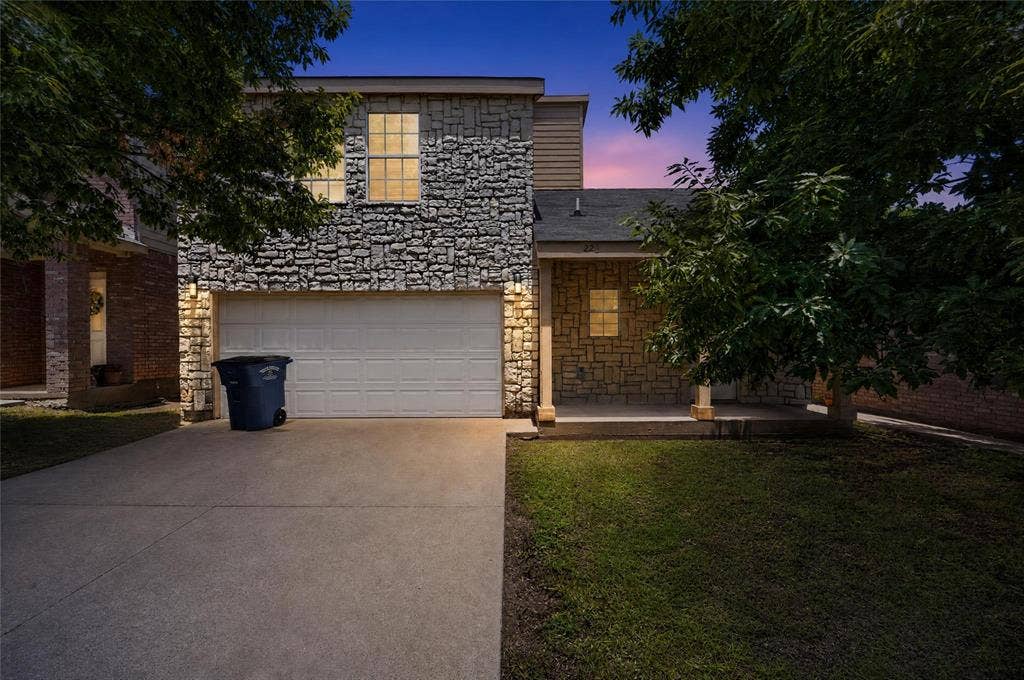 226 Cliff Heights Circle, Dallas, TX 75241 226 Cliff Heights Circle, Dallas, TX 75241