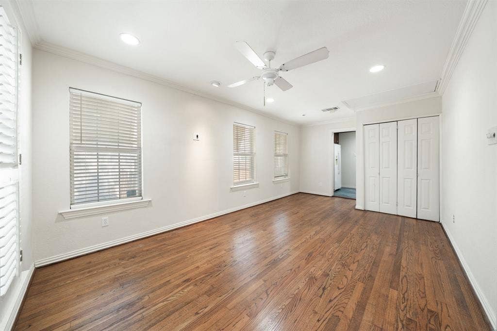 3881 Gaspar Drive, Dallas, TX 75220 3881 Gaspar Drive, Dallas, TX 75220