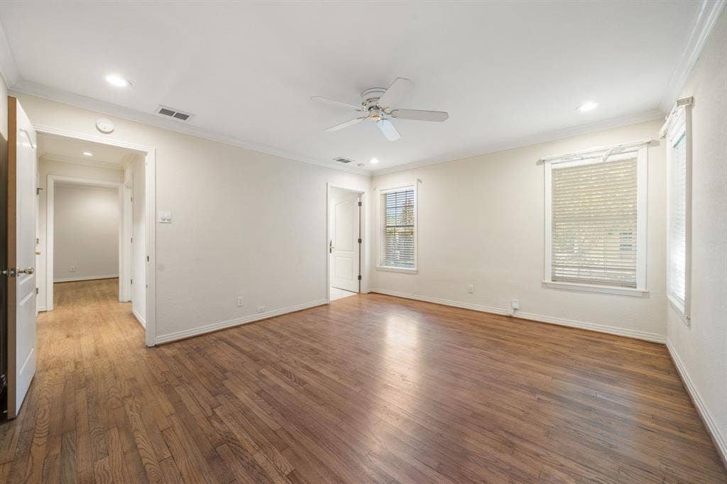3881 Gaspar Drive, Dallas, TX 75220 3881 Gaspar Drive, Dallas, TX 75220