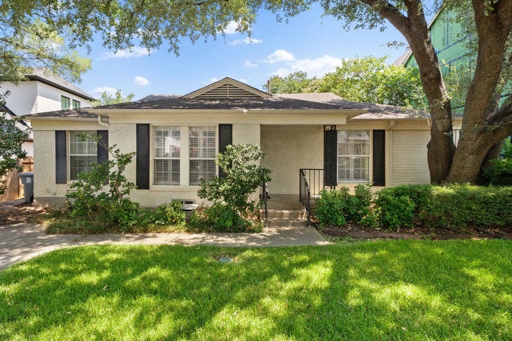 3881 Gaspar Drive, Dallas, TX 75220 3881 Gaspar Drive, Dallas, TX 75220
