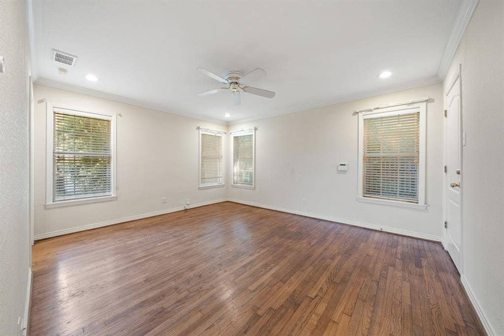 3881 Gaspar Drive, Dallas, TX 75220 3881 Gaspar Drive, Dallas, TX 75220