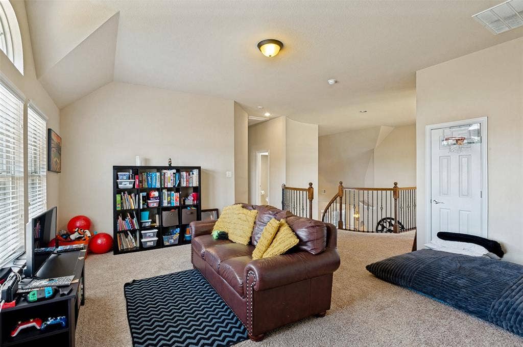 3022 Le Manns Street, Midlothian, TX 76065