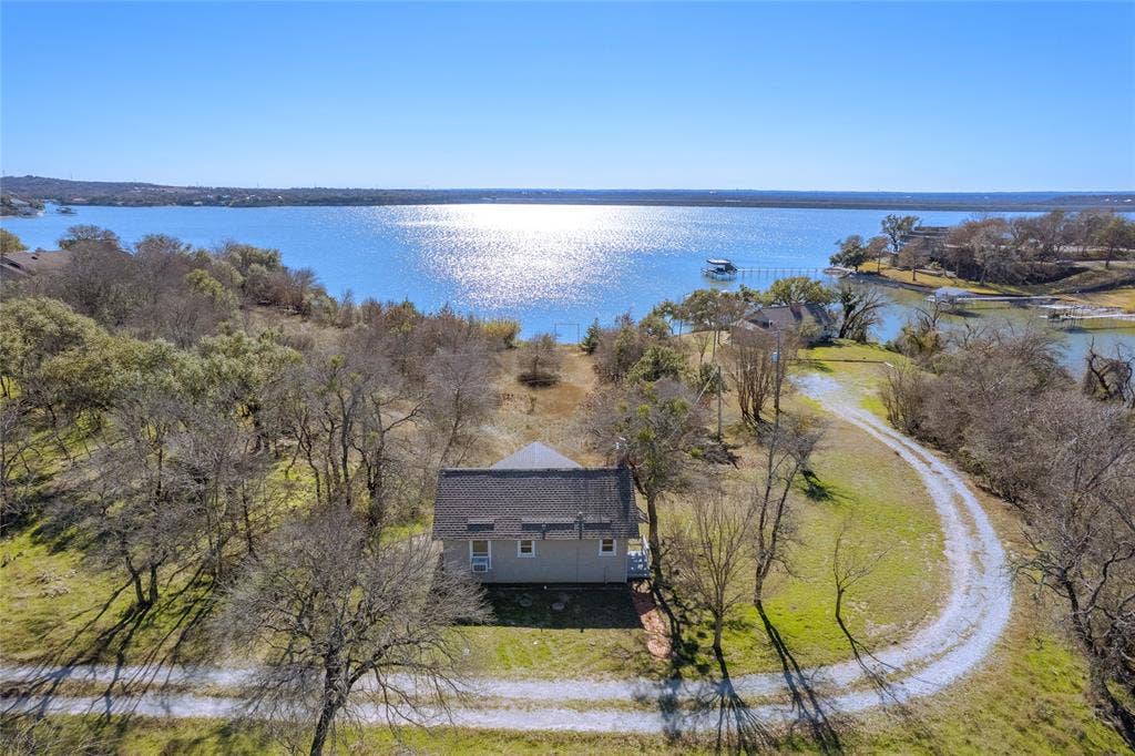 4555 Herring Drive, Fort Worth, TX 76179 4555 Herring Drive, Fort Worth, TX 76179