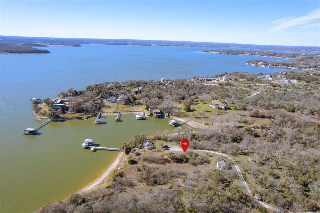 4555 Herring Drive, Fort Worth, TX 76179 4555 Herring Drive, Fort Worth, TX 76179