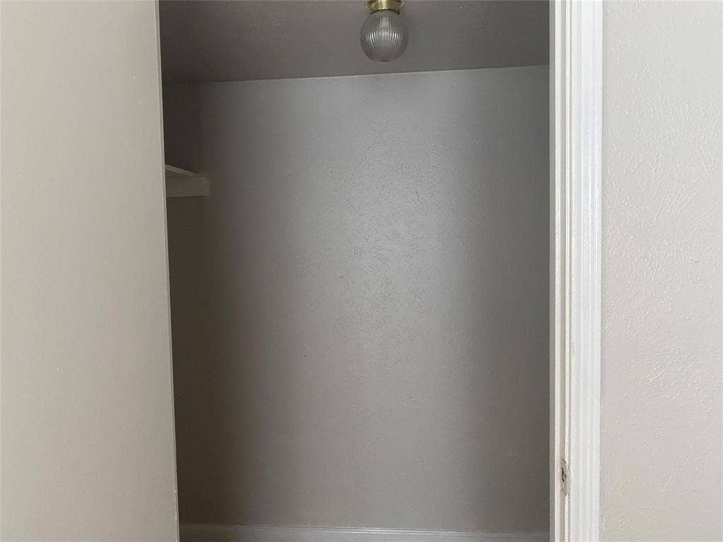 2425 Limestone Drive, Arlington, TX 76014 2425 Limestone Drive, Arlington, TX 76014