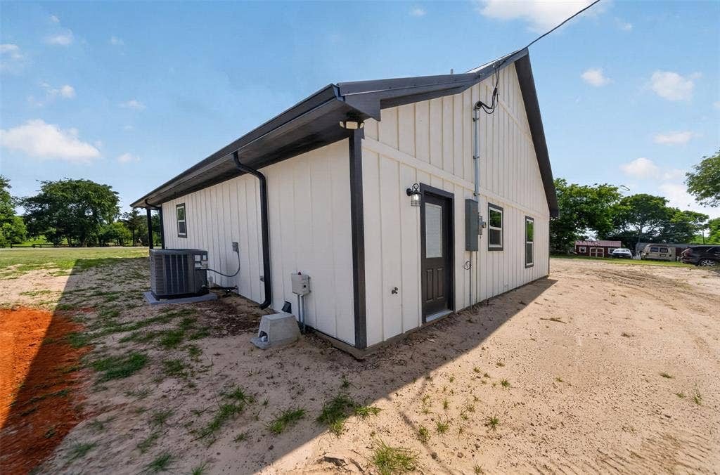 17814 County Road 285, Arp, TX 75750 17814 County Road 285, Arp, TX 75750